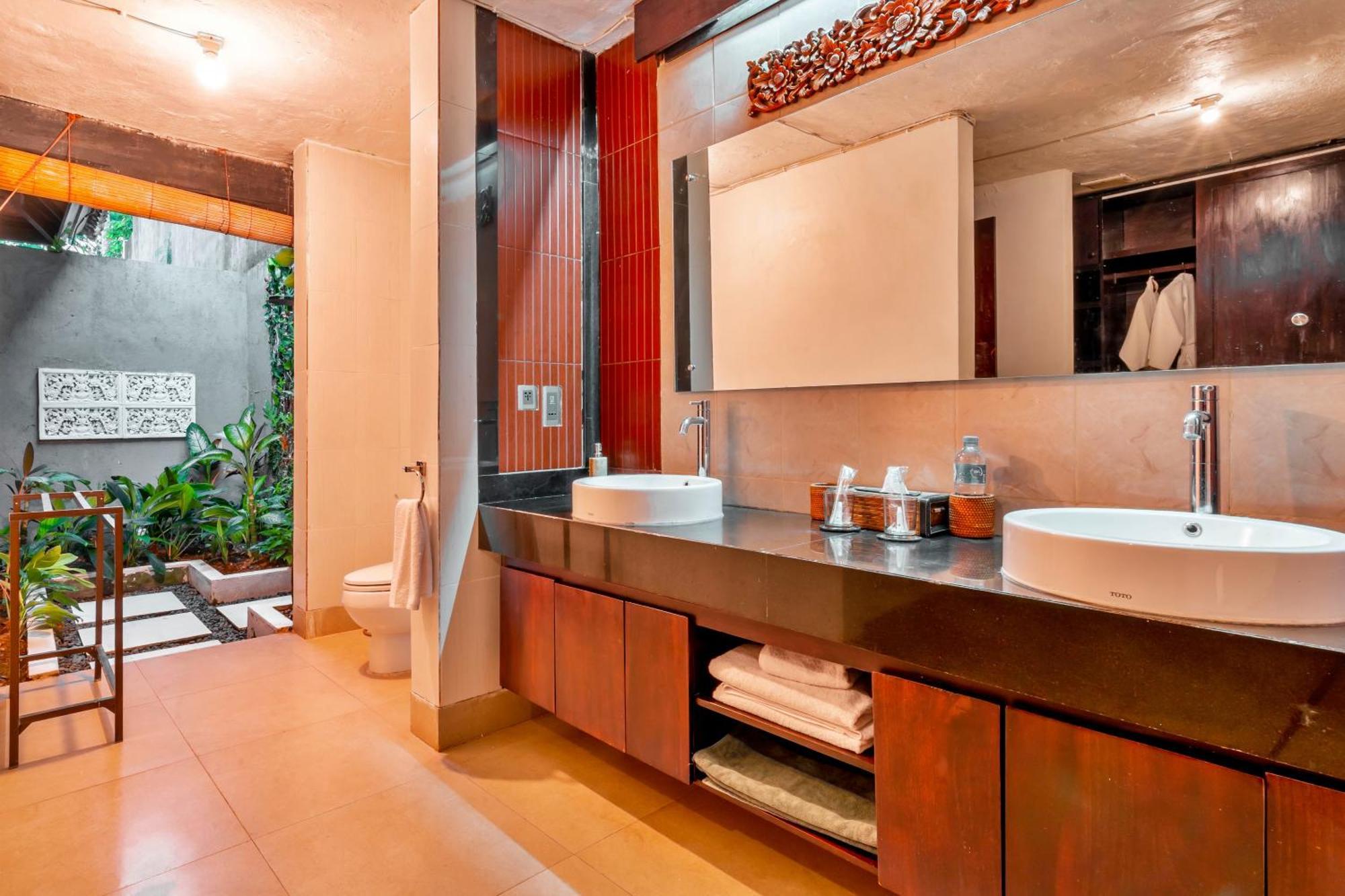 Sri Abi Ratu Villa&Resort Sukawati Esterno foto