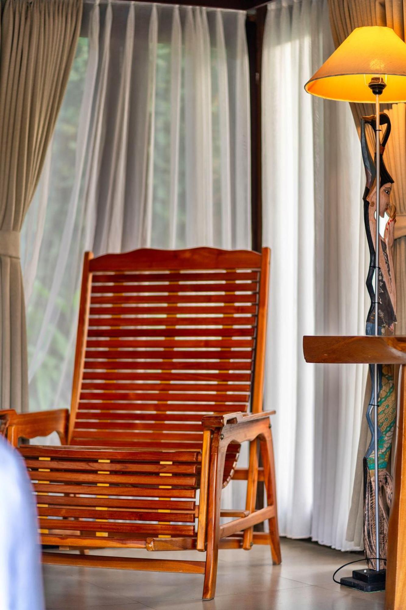 Sri Abi Ratu Villa&Resort Sukawati Esterno foto