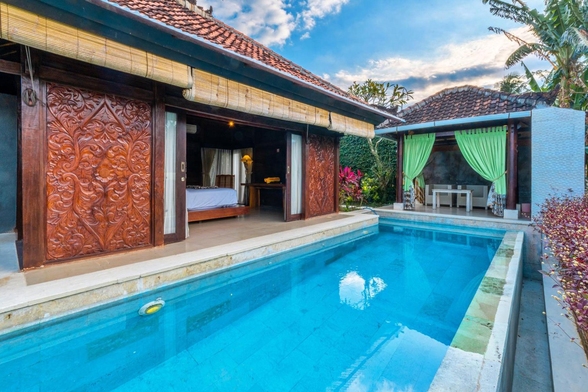Sri Abi Ratu Villa&Resort Sukawati Esterno foto