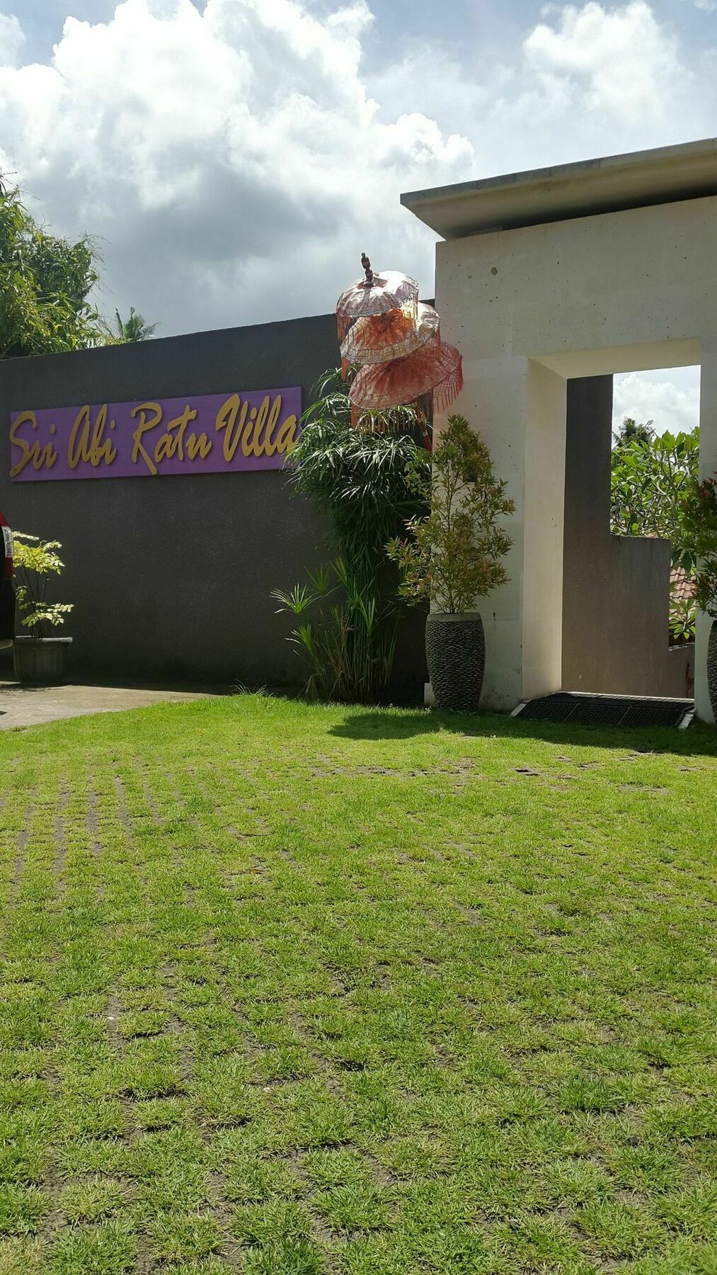 Sri Abi Ratu Villa&Resort Sukawati Esterno foto